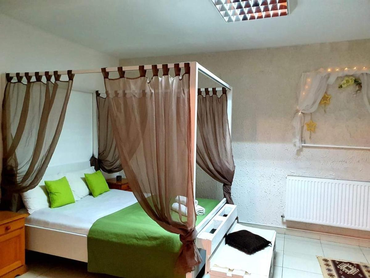 Aqua Apartman Сату-Маре Экстерьер фото